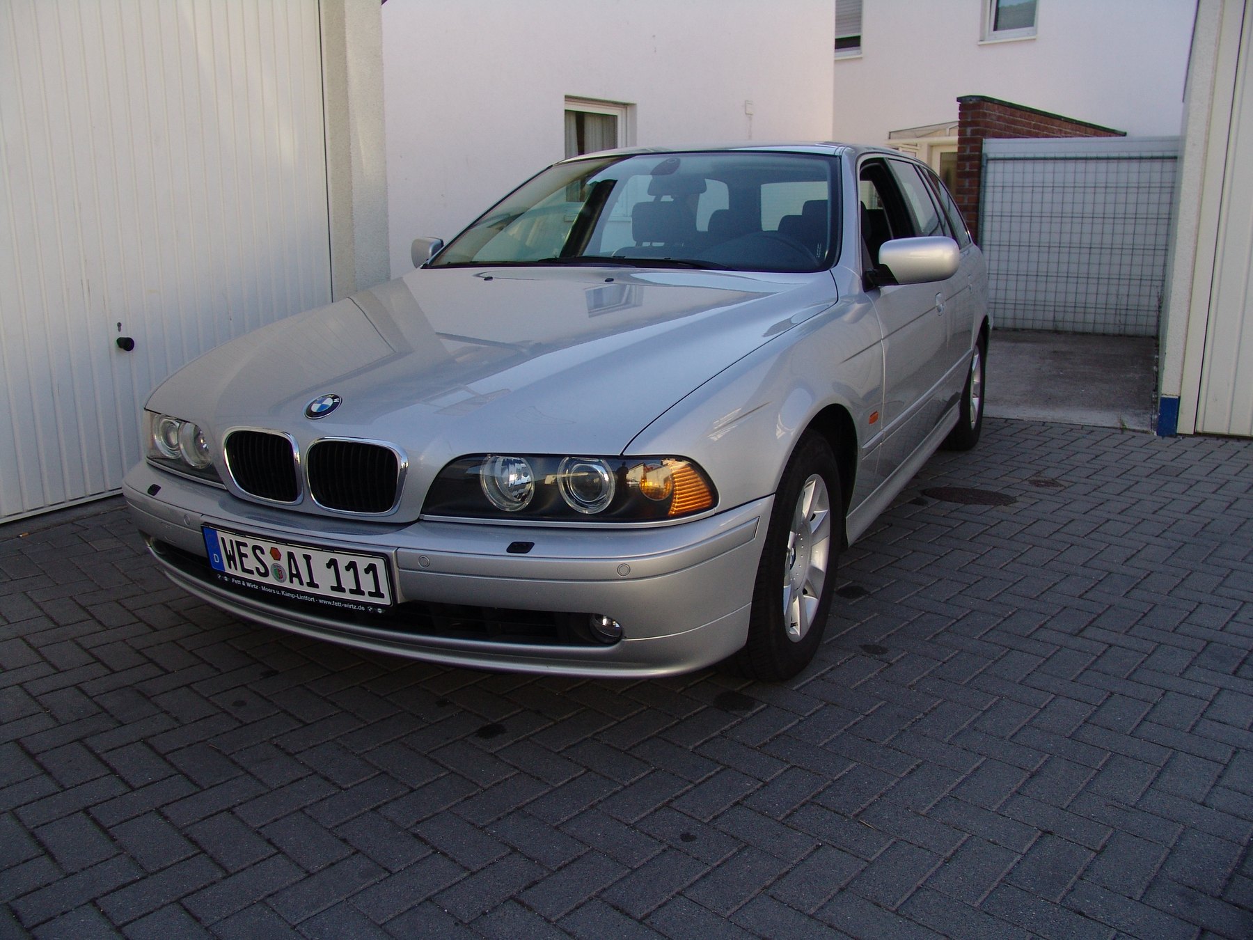 BMW 525d Touring from Dougie’s vehicle history